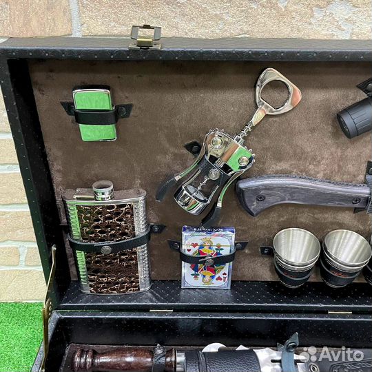 Подарочный шашлычный набор №19 с шампурами