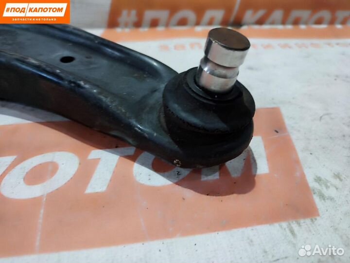 Рычаг правый нижний Mitsubishi Lancer 10 2008