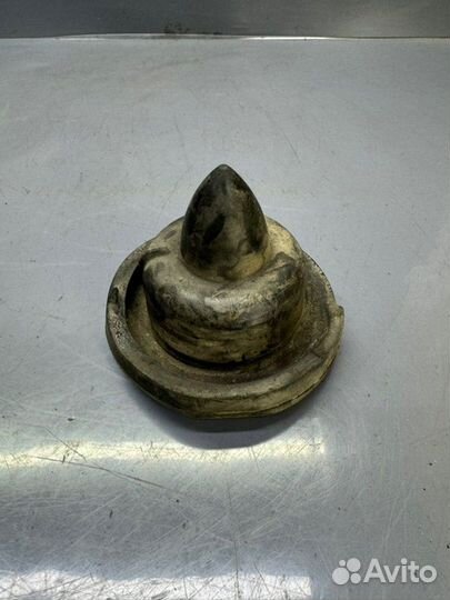 Опора пружины задняя Renault Megane 2 1.4 2004