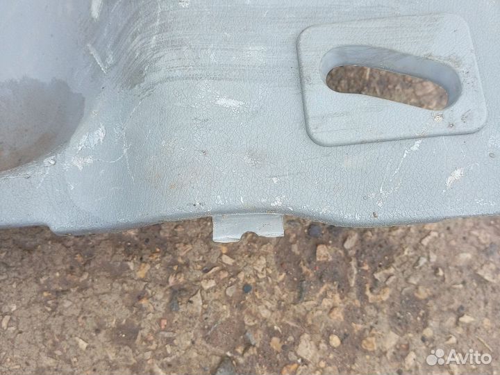 Дверную панель задний левый Mitsubishi Space