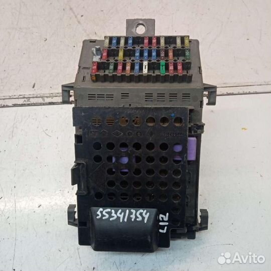 Блок предохранителей Renault Laguna рест. 1999