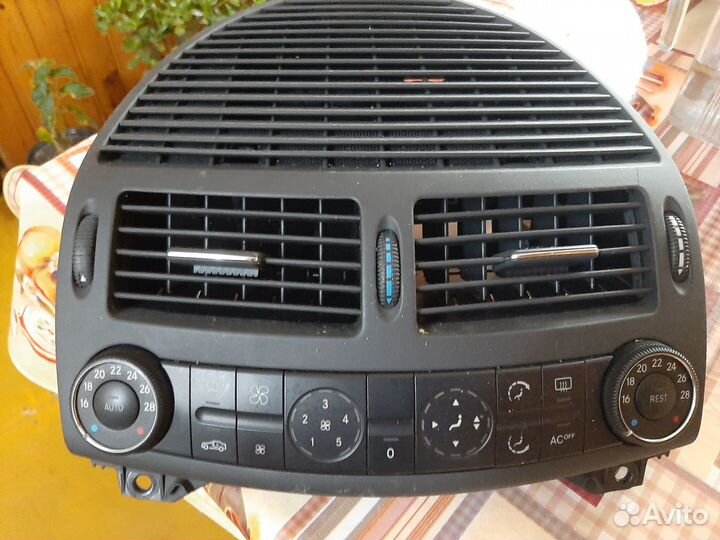 Блок управления климат-контролем мерседес w211