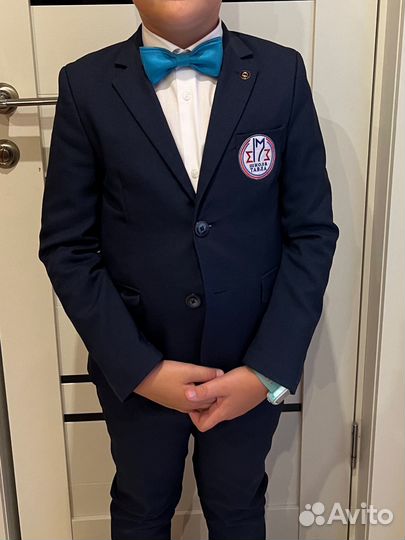 Школьный костюм для первоклассника 134