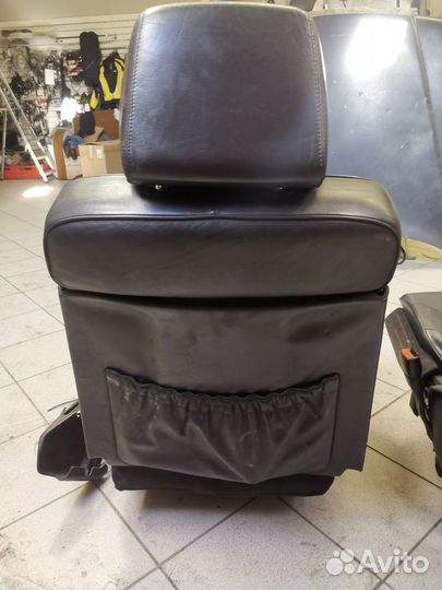 Передние сиденья Jeep Grand Cherokee ZJ