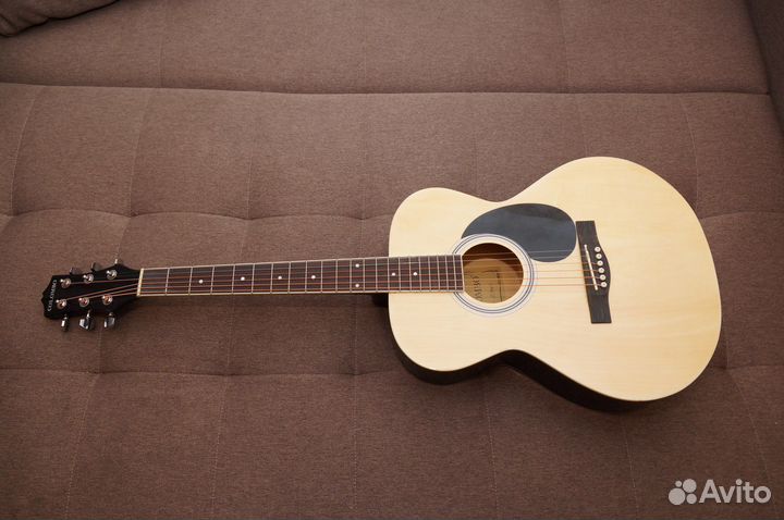Класическая гитара Colomba
