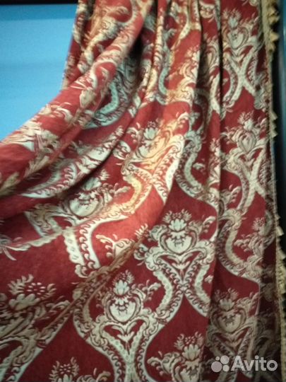 Портьера (гобелен) с бахрамой и кистью