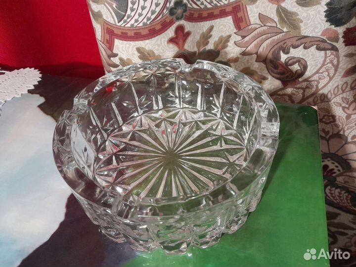 Хрустальная пепельница