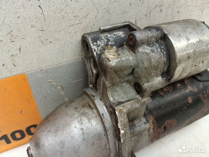 Стартер Volkswagen Passat