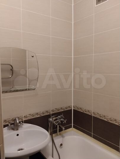 2-к. квартира, 54 м², 3/5 эт.