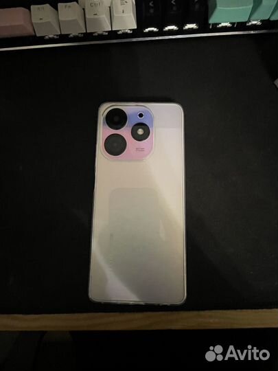 TECNO Spark 10 Pro, 8/128 ГБ