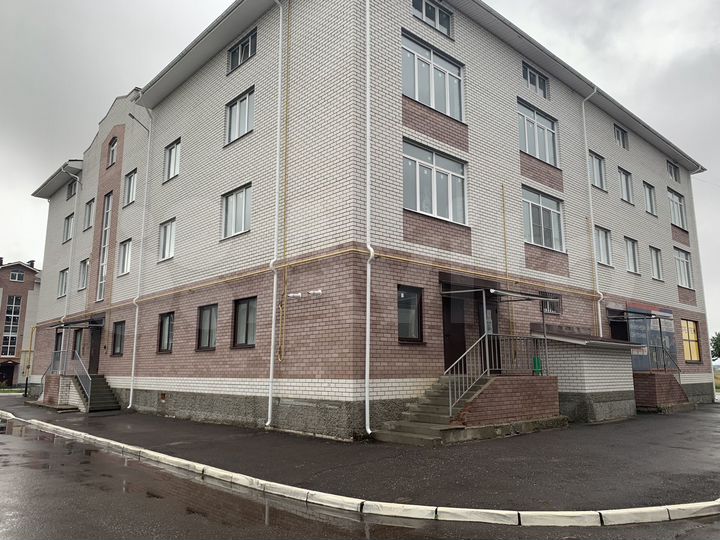2-к. квартира, 93,4 м², 2/3 эт.