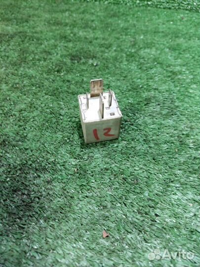 Реле Volkswagen Passat B5