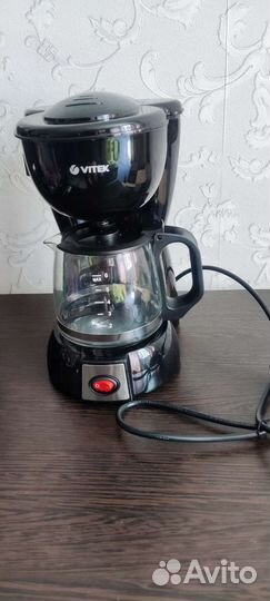 Кофеварка новая