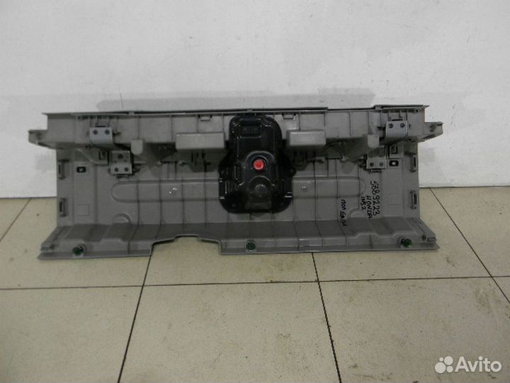 Пол багажного отделения