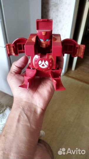 Продам Bakugan Zoack pyrus Большой
