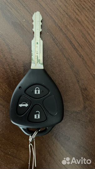 Ключь зажигания тойота королла