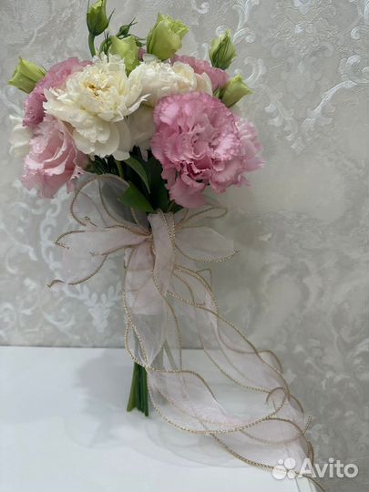 Свадебный букет невесты