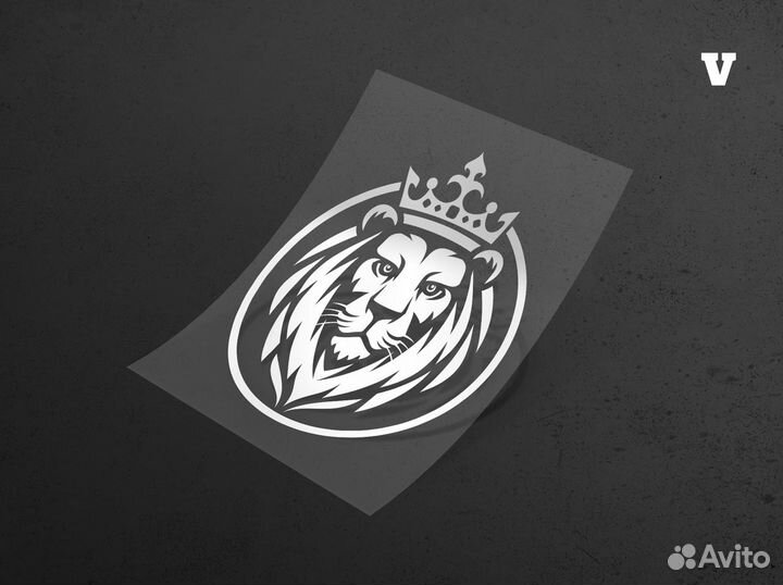 Наклейка на авто / заднее стекло - Лев с короной