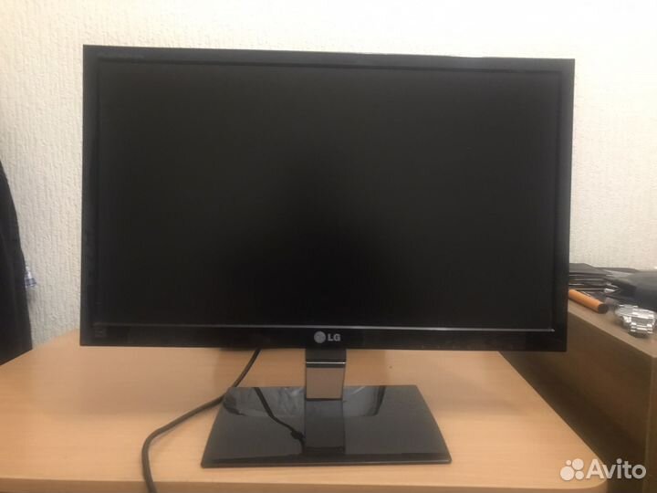 Монитор samsung 21.5, Lg 20