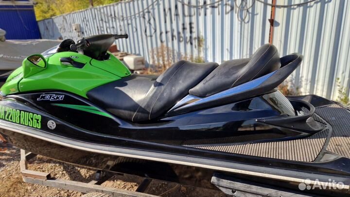 Kawasaki ultra lx 2012год