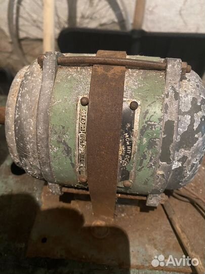 Электродвигатель 220в