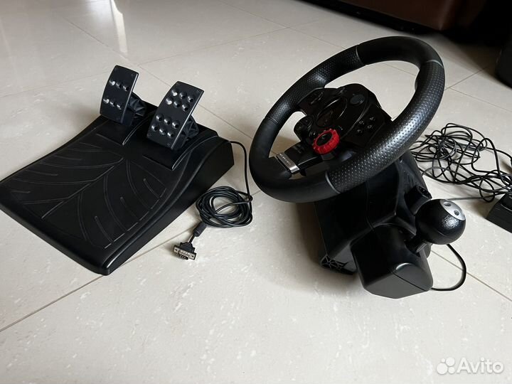 Игровой руль logitech