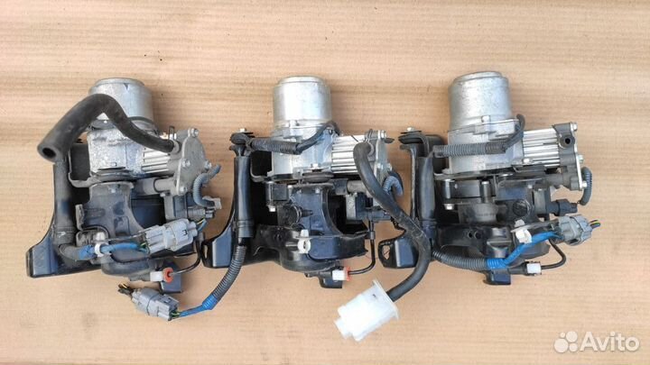 Компрессор пневмоподвески Lexus LS460 Ls600