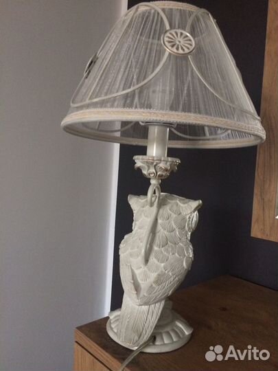 Светильник настольный