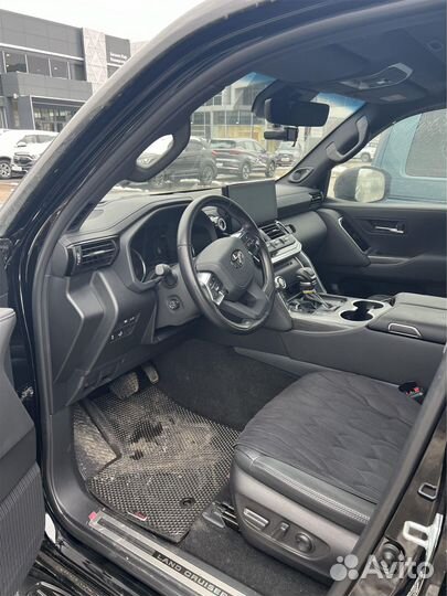 Toyota Land Cruiser 3.5 AT, 2022, 27 902 км