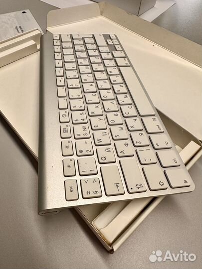 Клавиатура Apple Wireless Keyboard (A1314) MC184RS