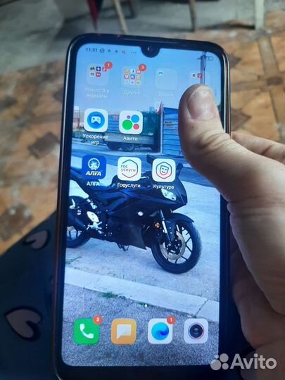 Xiaomi Redmi 7, 3/64 ГБ