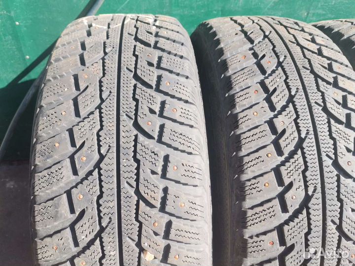 Kumho I'Zen RV Stud KC16 225/65 R17 106T