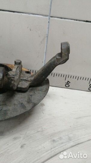 Кулак поворотный передний правый Chevrolet Niva