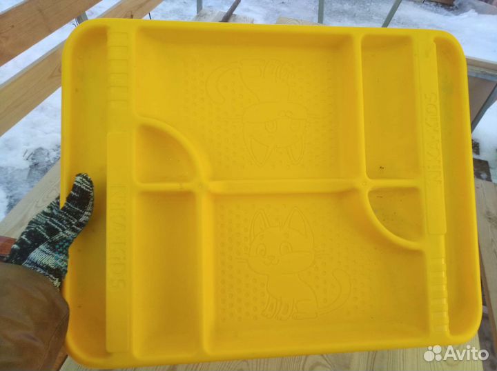 Кормушка для кошек