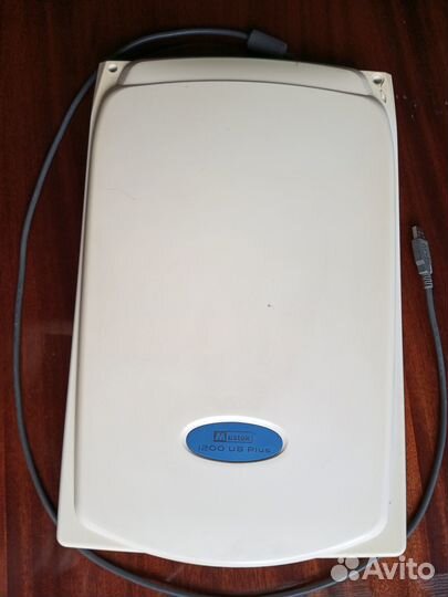 Сканер планшетный Mustek 1200 UB Plus