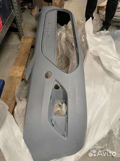 Бампер передний Ford Focus 2 2008-2011