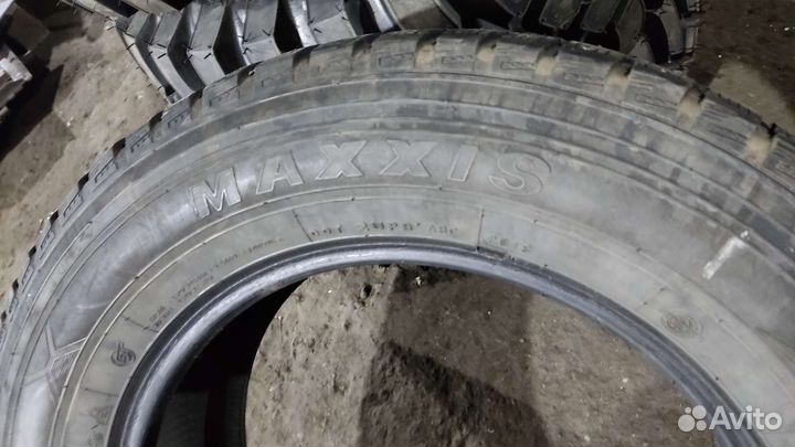 Maxxis ArcticTrekker NS3 235/65 R17