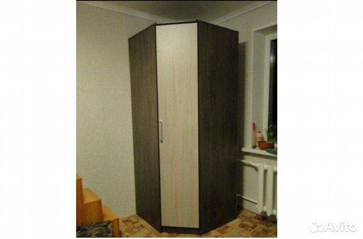 Шкаф угловой