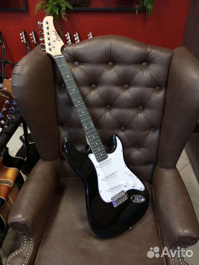 Гитара электро rocket стратокастер комплект