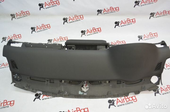 Торпедо панель приборов Audi A 8