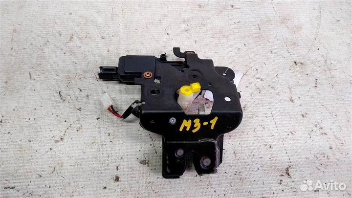 Замок багажника Mazda 3 BK 02-09г