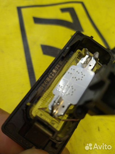 Подсветка номерного знака задняя Audi A4 седан 2.0