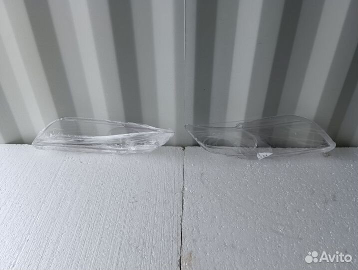 Стекло фары левое / правое infiniti FX35 (S50)