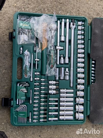 Набор инструментов Jonnesway s04h524127s