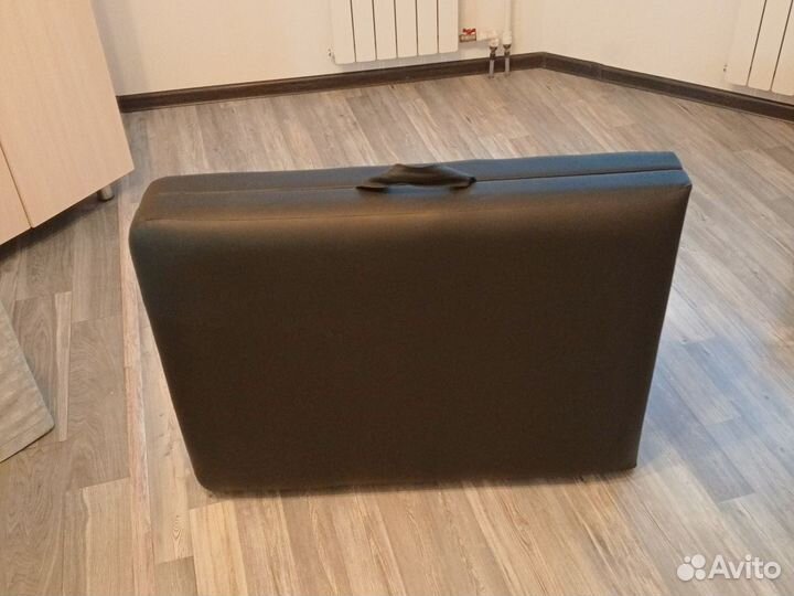 Массажный стол складной с вырезом
