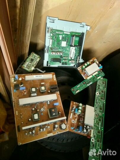Телевизоры на запчасти samsung lg dexp bbk