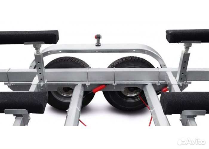 Прицеп легковой д/катеров и яхт L8025-2.35.602