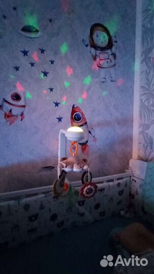 Детский мобиль с Bluetooth