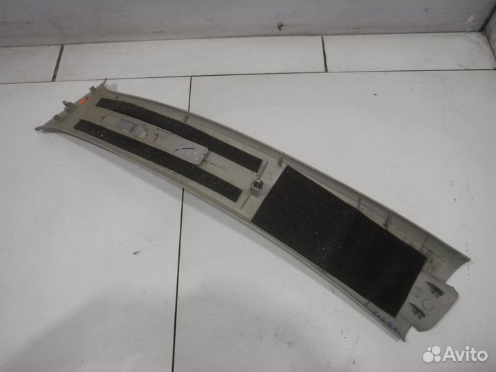 Обшивка стойки средней Peugeot 206