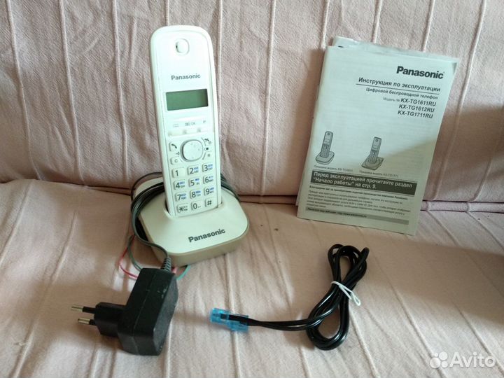 Телефон Panasonic KX-TG-1611 стационарный